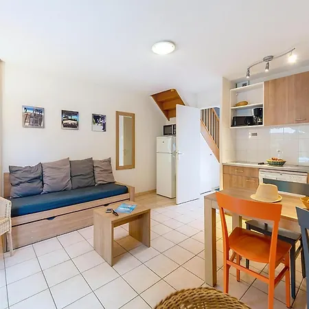 Duplex With Pool For 4 Saumur