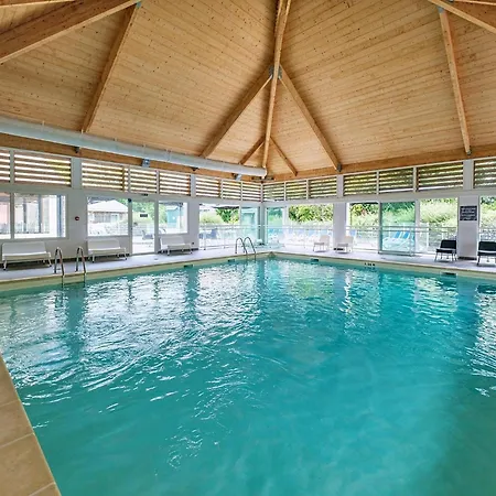 Duplex With Pool For 4 *