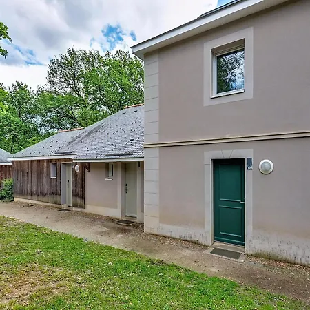 Duplex With Pool For 4 *