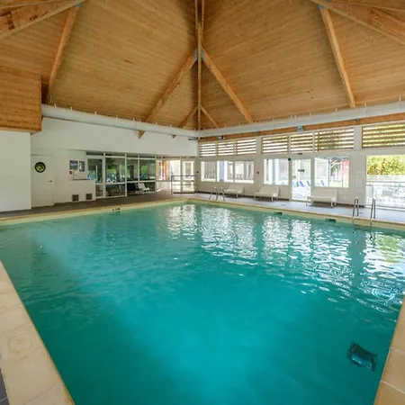 Duplex With Pool For 4 *